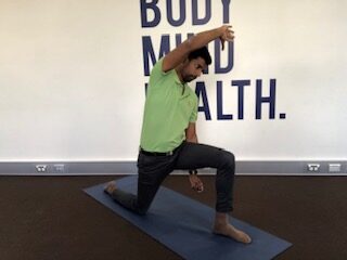 4 Stretches Runners Should Be Doing 1 4 Stretches Runners Should Be Doing